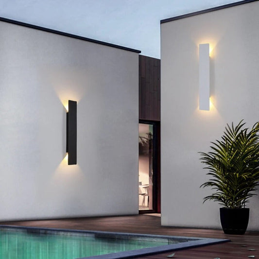 Weatherproof Outdoor Wall Light - IP65 LED Wall Lamp for Garden & Terrace